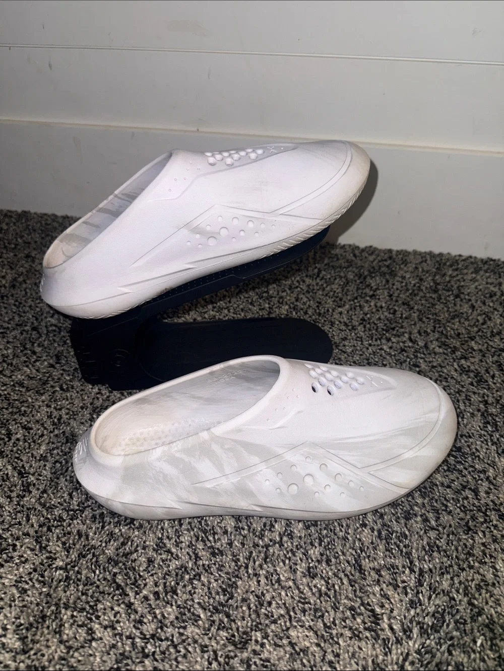 Under Armour Curry FoamTro Men’s Size 9 White Slides Stephen Curry 3028394